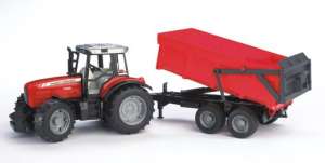 Massey Ferguson 7480 s přívěsem 