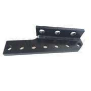 Držák blatníku spodní pravý 13384010 = 62457003